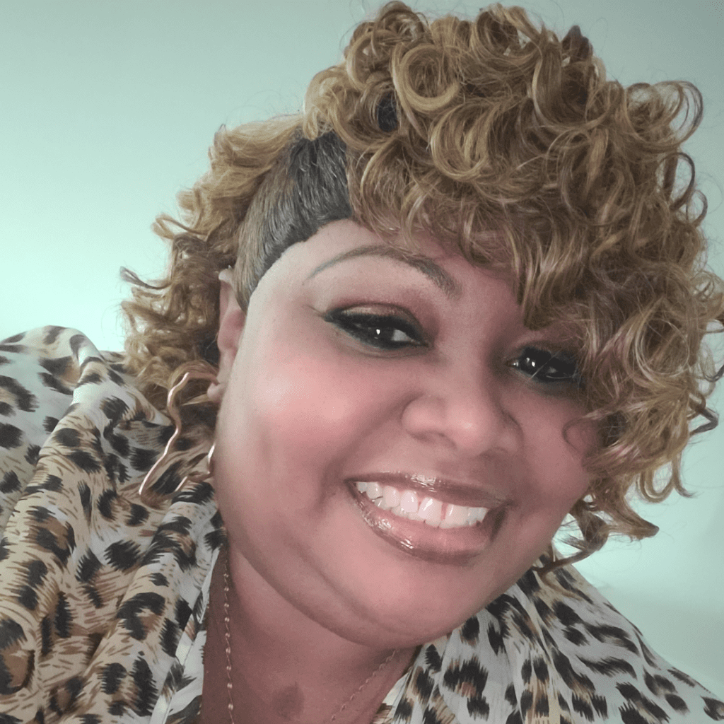 Tresha _Ms.LOL _ Rutledge 1024